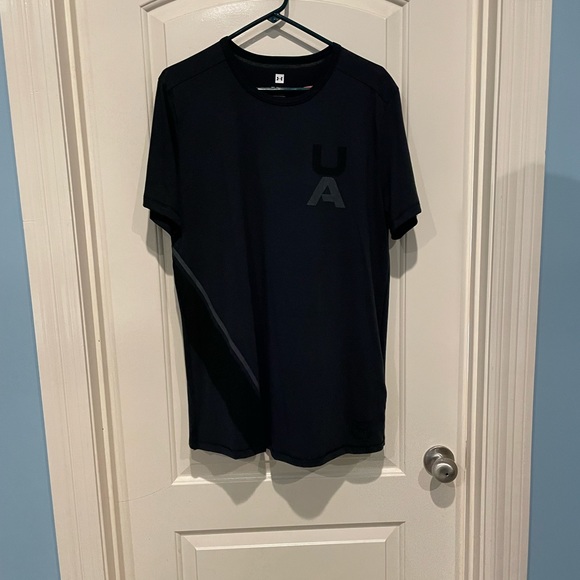 Under Armour Other - NWT Under Armour Heat Gear T-Shirt, size XL, Black